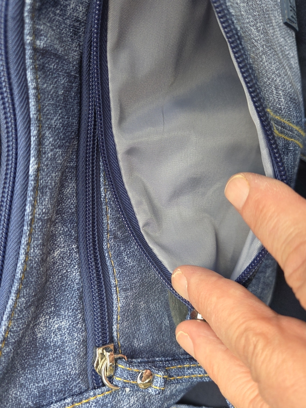 Casual Denim-Effect Blue Crossbody Bag - Everyday Hands-Free Carry - Picture 6 of 16